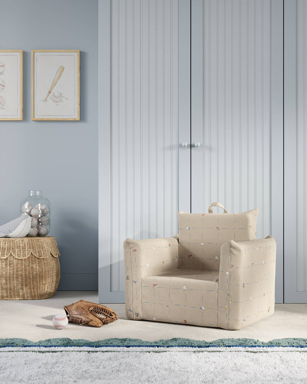 The Hug Mini Chair in Twill
