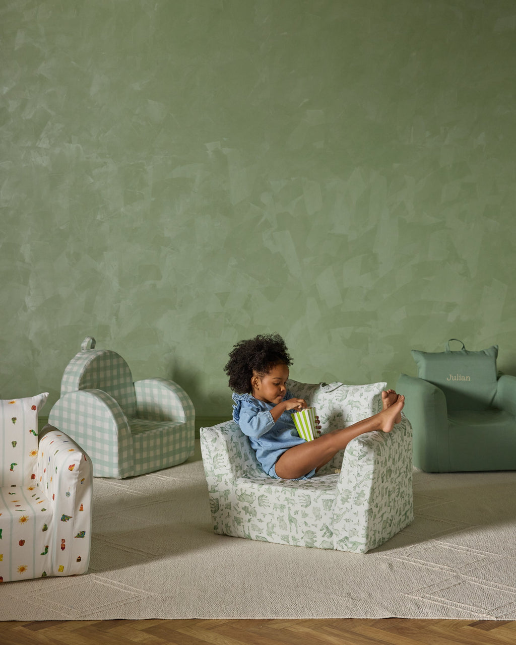 The Hug Mini Chair in Twill